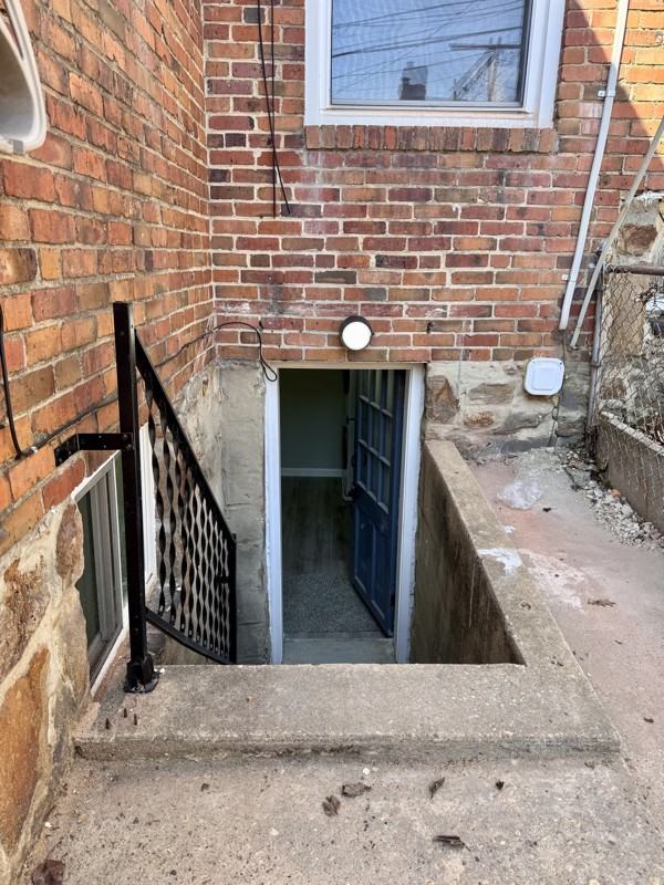 1315 W 37th St #BS - Photo 5 of 25
