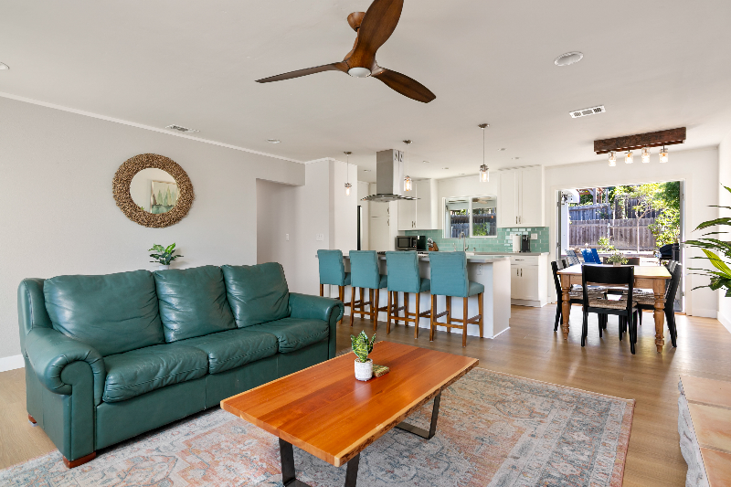 1123 Balour Dr - Photo 2 of 23