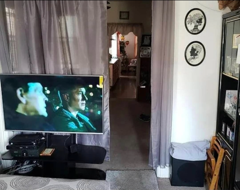 226 Guilford St - Photo 3 of 15