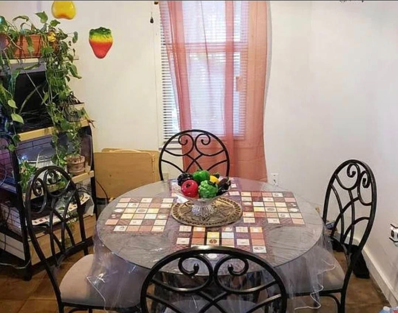 226 Guilford St - Photo 6 of 15