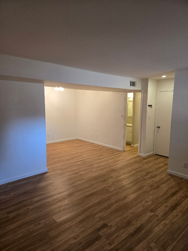 5300 E Cherry Creek South Dr #1108 - Photo 3 of 10