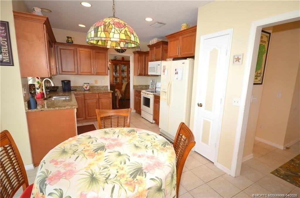 753 Nw Waterlily Pl - Photo 6 of 19