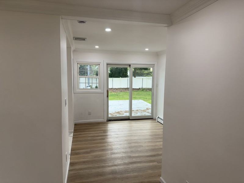 30 Beacon St - Photo 3 of 7