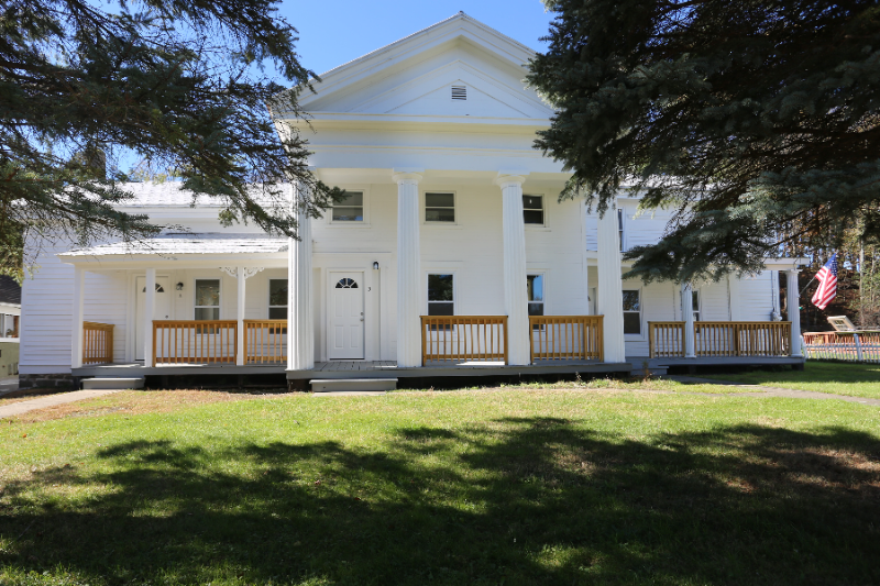 26 South St #D - Photo 2 of 16