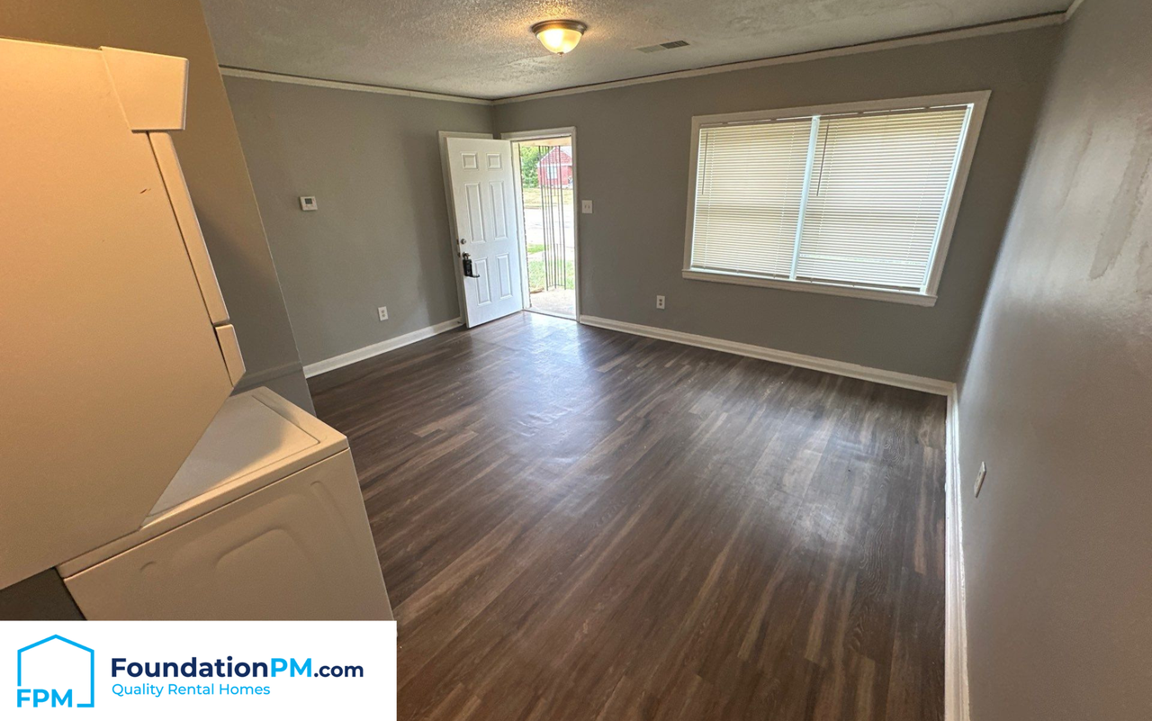 1442 Semmes St #1 - Photo 5 of 12