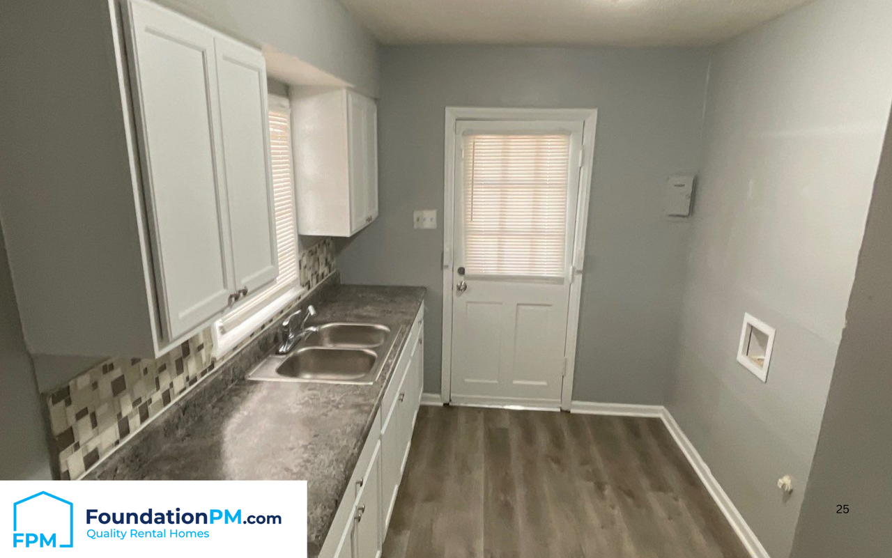 3076 Signal St #1 - Photo 3 of 9