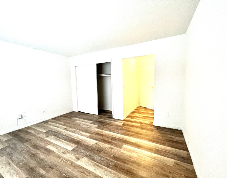 173 Sherman Ave #22 - Photo 4 of 10