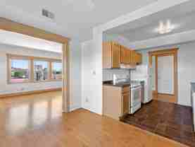 2217 W Wisconsin Ave #05 - Photo 1 of 1