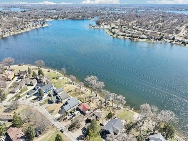 3641 Mann Rd - Photo 4 of 50