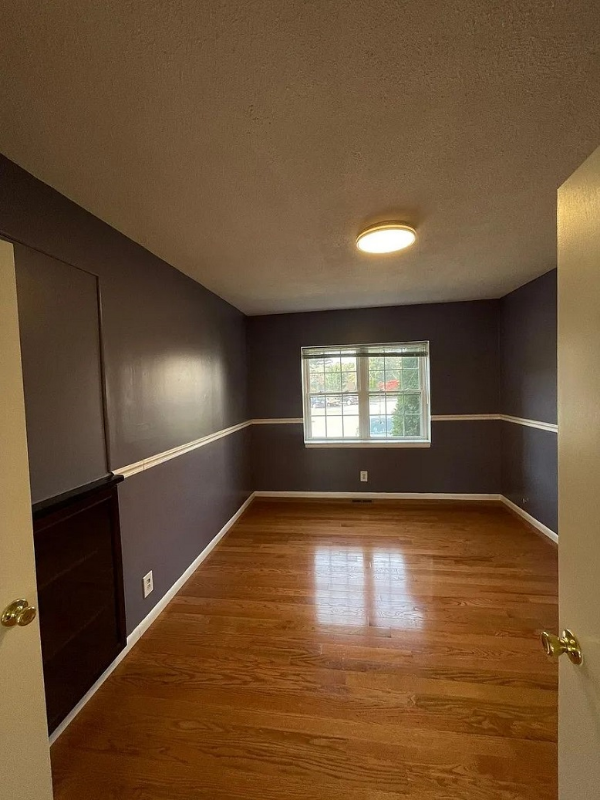 162 Lake Shore Rd - Photo 3 of 8
