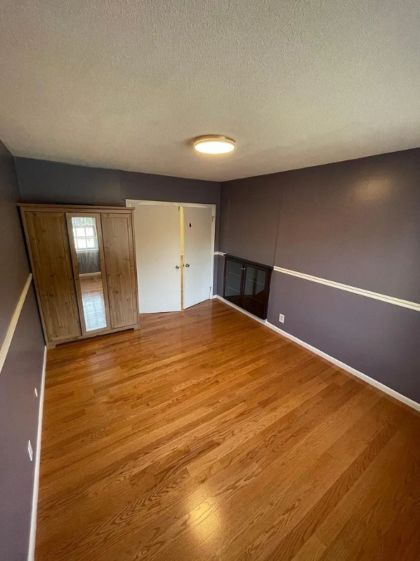 162 Lake Shore Rd - Photo 4 of 8