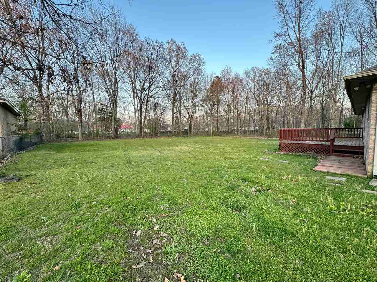 72 Sharon Dr - Photo 4 of 20