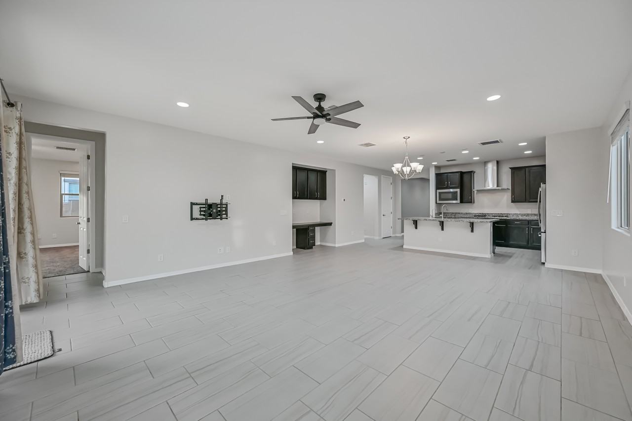 9775 West Cashman Drive - Photo 3 of 29