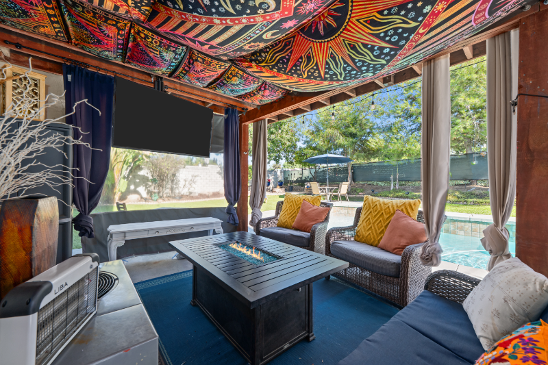 1298 Rachel Cir - Photo 3 of 23