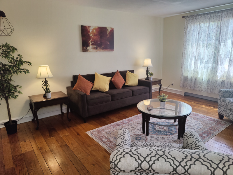 5043 Copley Rd - Photo 3 of 15