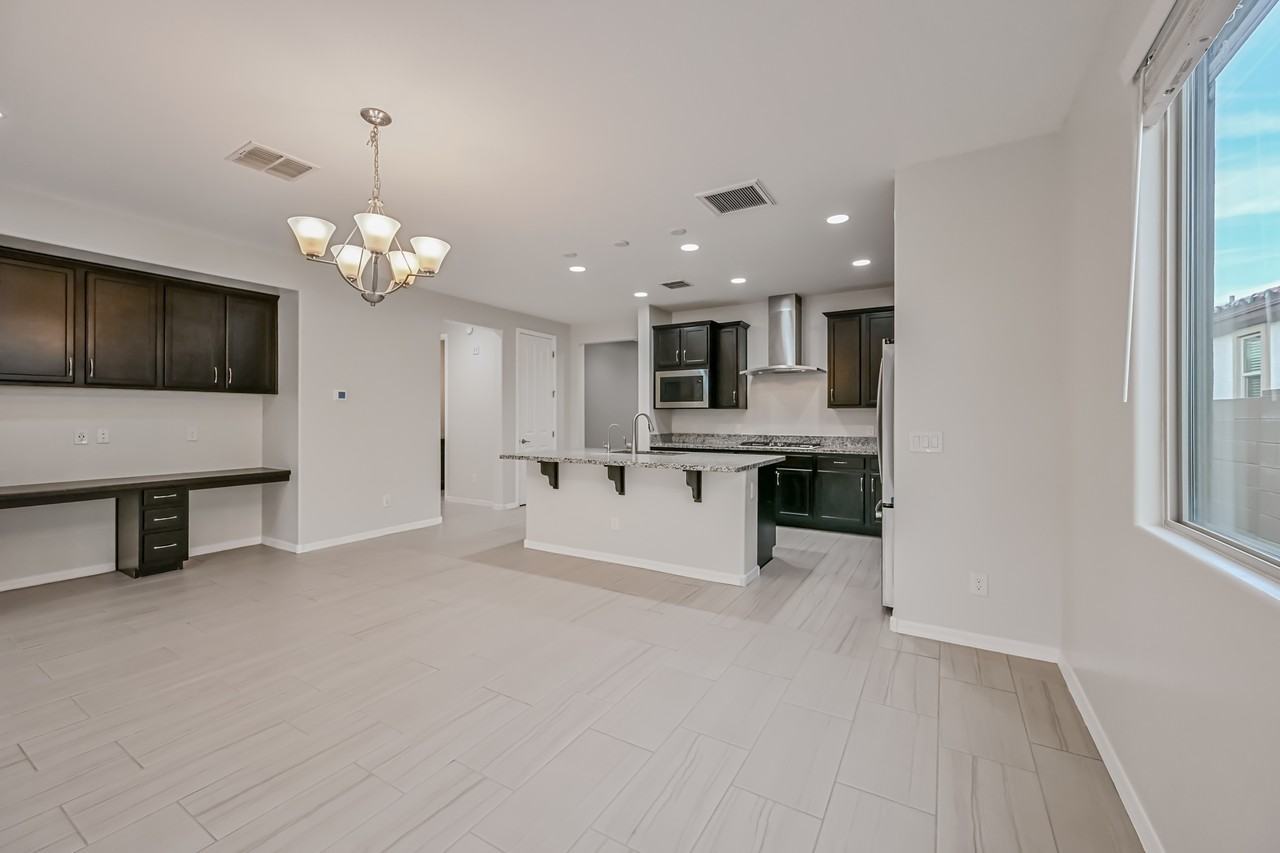 9775 West Cashman Drive - Photo 6 of 29