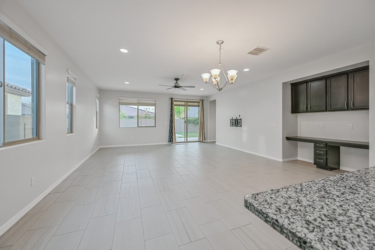 9775 West Cashman Drive - Photo 7 of 29