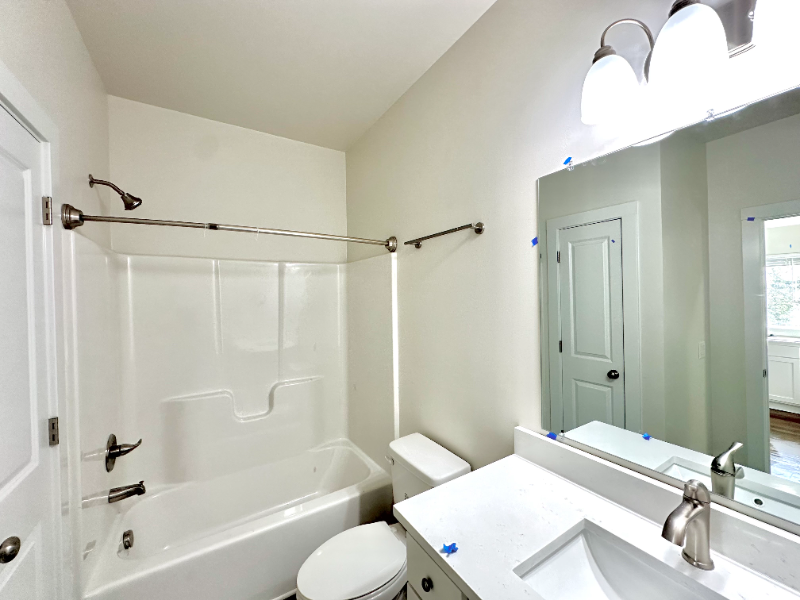 1940 W Cadmus Rd #101 - Photo 4 of 10