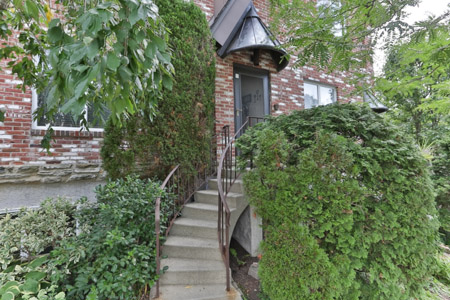 8 Rex Ave #11 - Photo 2 of 18