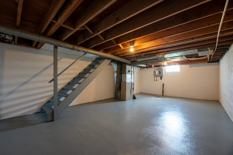 800 Harrisburg Pike - Photo 7 of 9