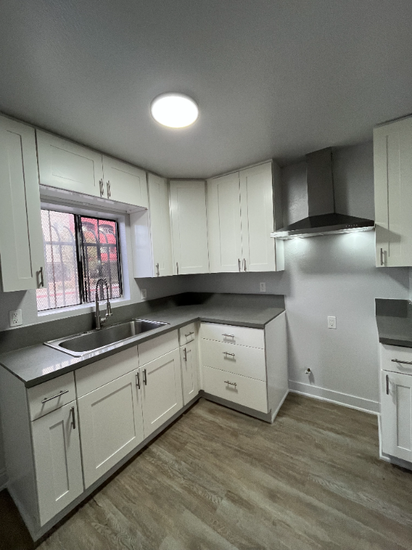 8460 Avalon Blvd #6 - Photo 5 of 9