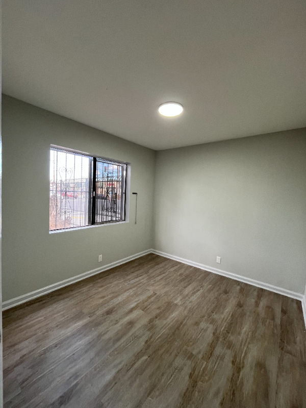 8460 Avalon Blvd #6 - Photo 7 of 9