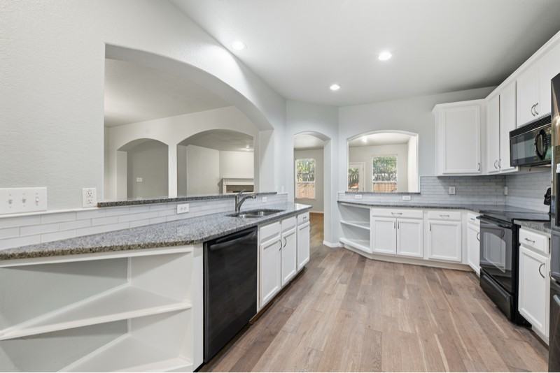 4405 Grassy Glen Dr - Photo 7 of 25