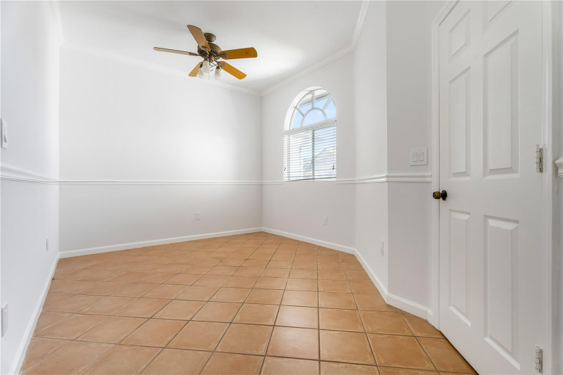 2850 Coconut Ave #14 - Photo 4 of 10