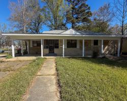 featured image of 1907 W 28th Ave