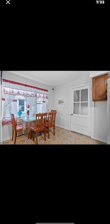 550 Jefferson Ave - Photo 7 of 32