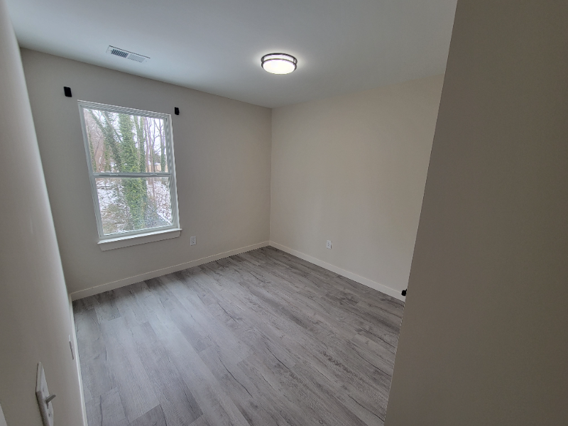 823 31st St Sw - Photo 6 of 11