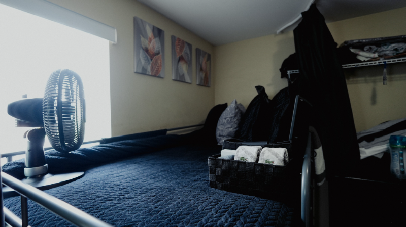 1449 E 25th St - Photo 6 of 18