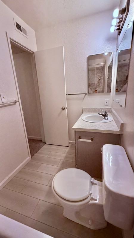 4890 N Backer Ave - Photo 4 of 20