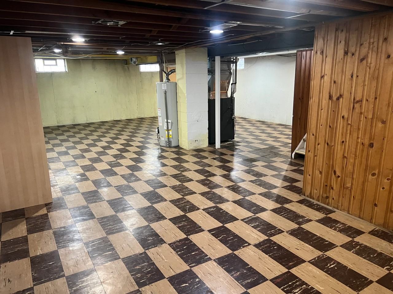 617 N Wilson Ave - Photo 3 of 11