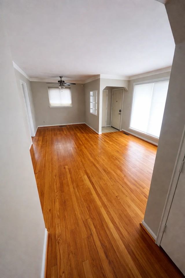 617 N Wilson Ave - Photo 5 of 11