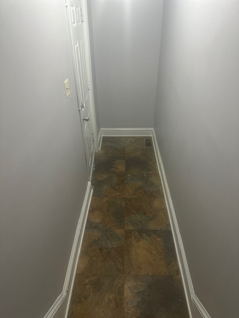 1121 Whitelock St - Photo 2 of 13