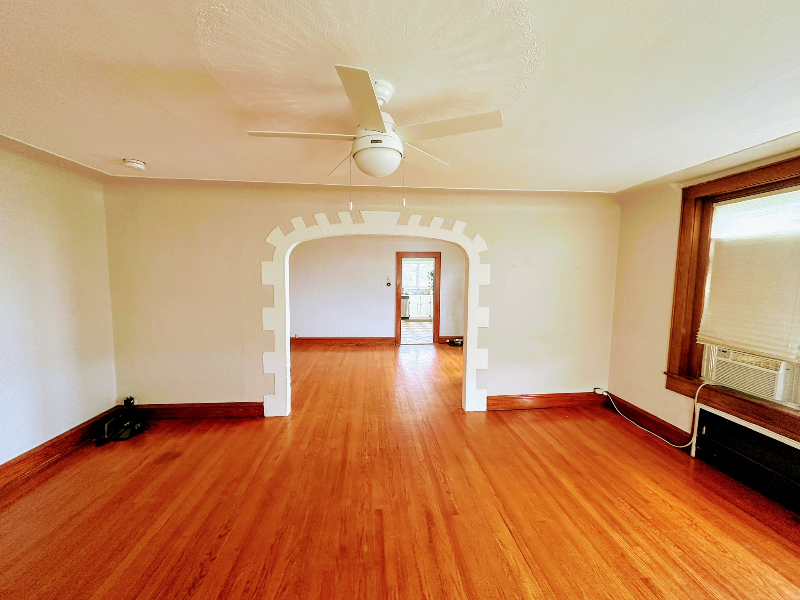 863 N Rebecca Ave #1 - Photo 3 of 11