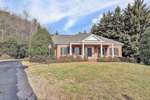 featured image of 625 Highfield Rd