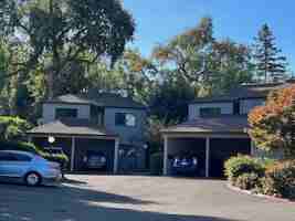 featured image of 1421 Elm Dr