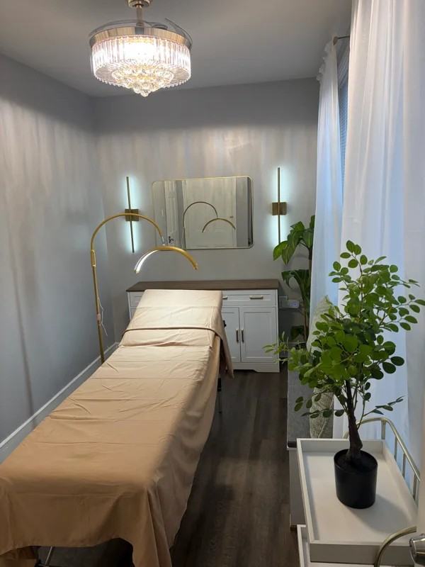 2740 Kensington Ave #3 - Photo 2 of 9