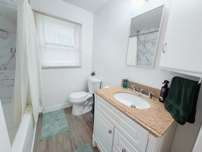 1711 S St - Photo 3 of 11