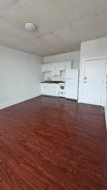 2600 E Ann St #5 - Photo 2 of 7