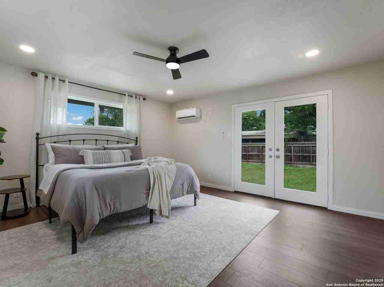 10246 Loop 106 - Photo 7 of 17