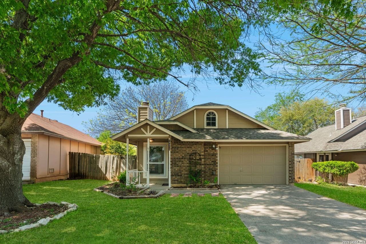 12079 Stoney Brg - Photo 2 of 15