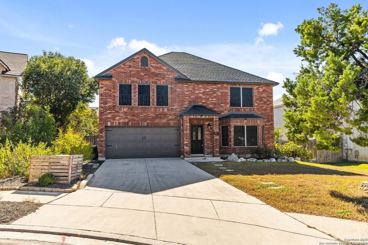 1687 Fir Cir - Photo 2 of 25