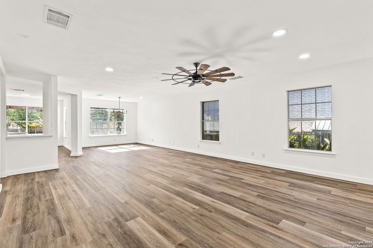 1687 Fir Cir - Photo 6 of 25