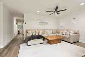 featured image of 8503 Villa La Jolla Dr #B