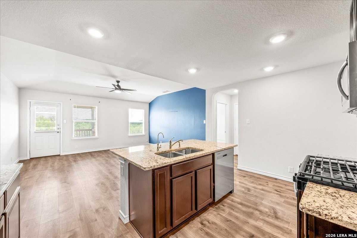 6812 Orff Pt - Photo 7 of 39