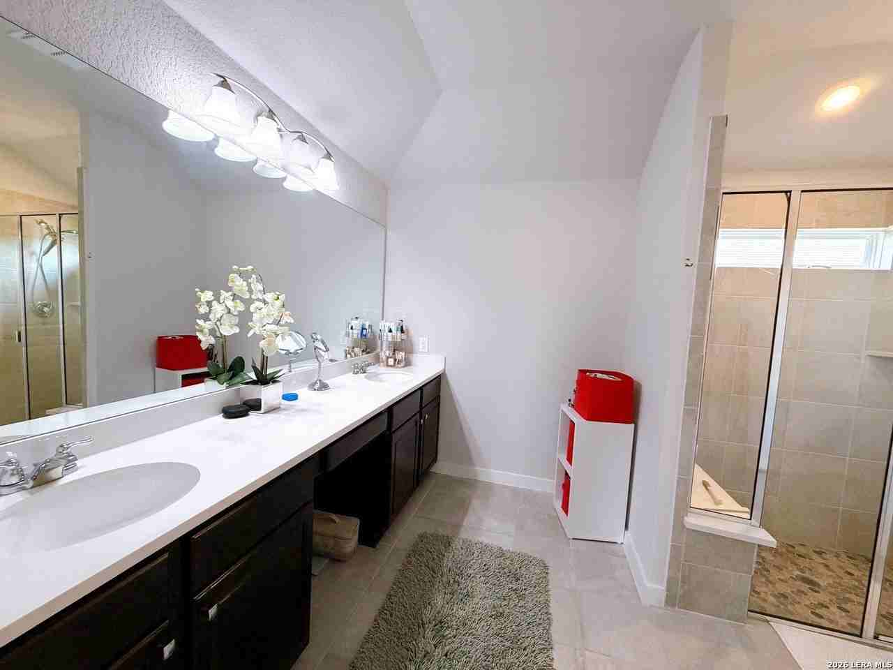 3834 Glenloch Way - Photo 7 of 11