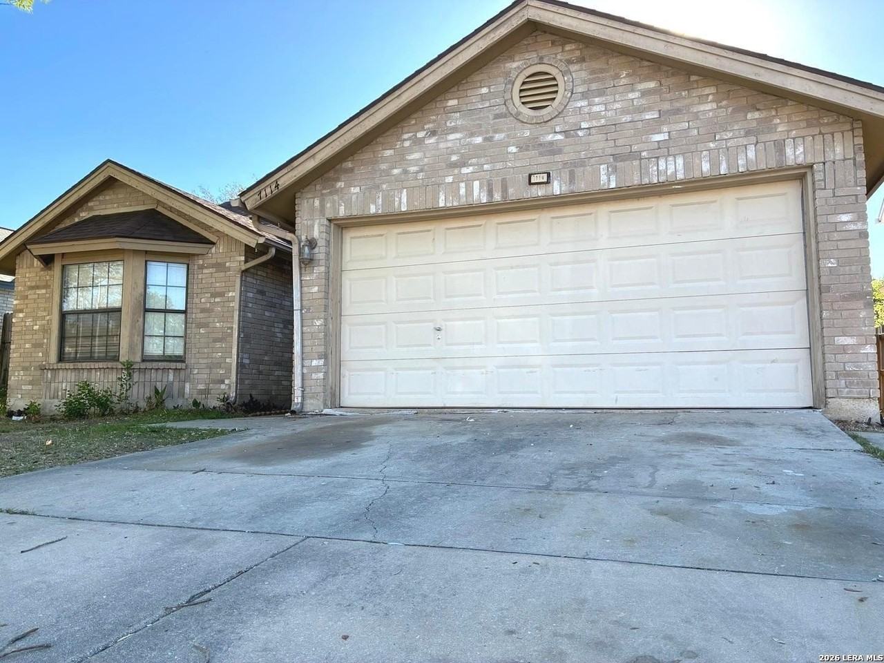 7114 Elm Trl - Photo 2 of 15